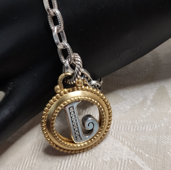 BRIGHTON INITIAL L MIXED METAL CHARM BRACELET - Picture 14 of 14